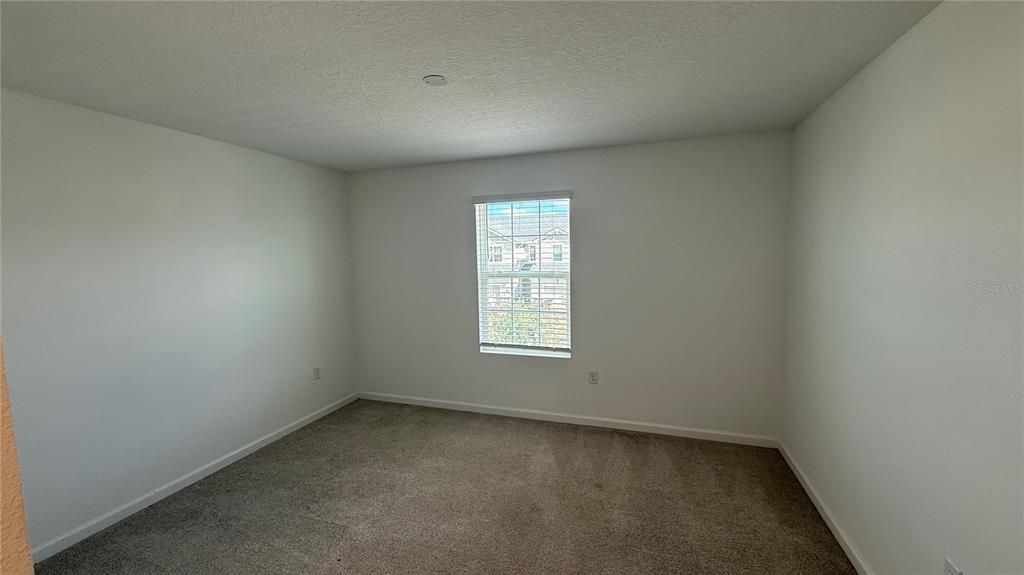 Active With Contract: $2,200 (3 beds, 2 baths, 1611 Square Feet)