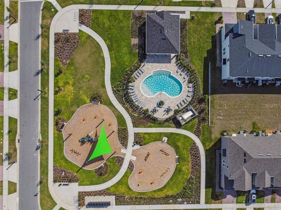 Active With Contract: $2,200 (3 beds, 2 baths, 1611 Square Feet)