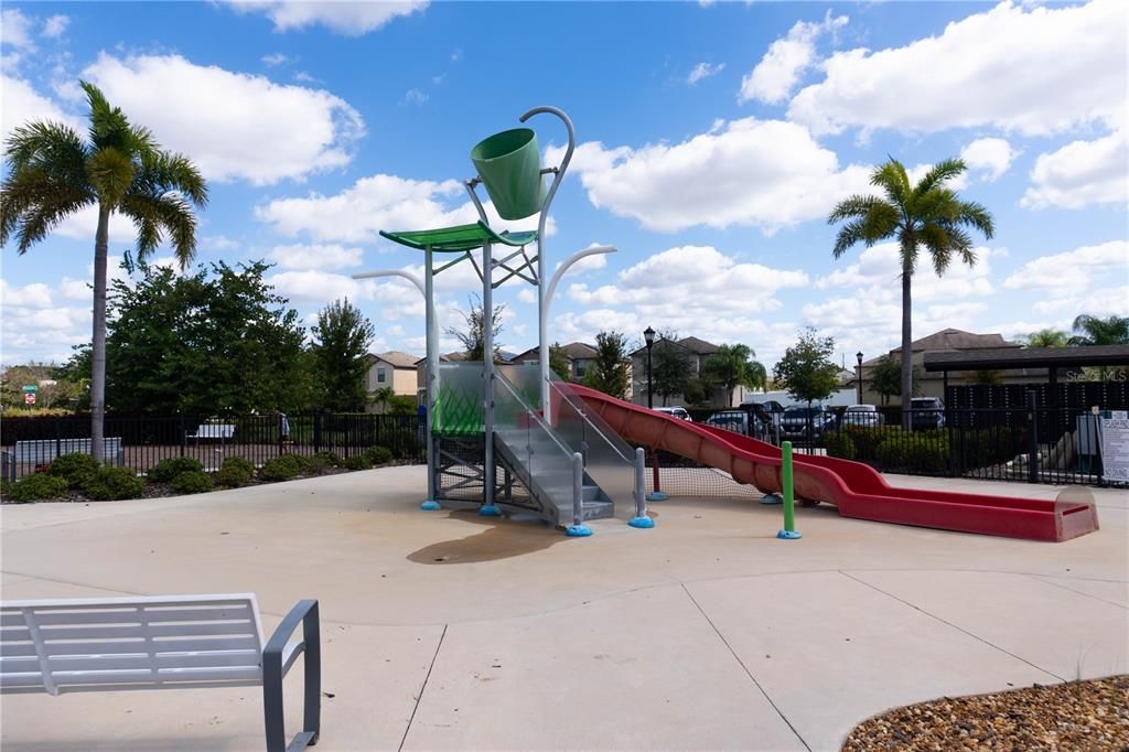 For Sale: $312,000 (3 beds, 2 baths, 1663 Square Feet)