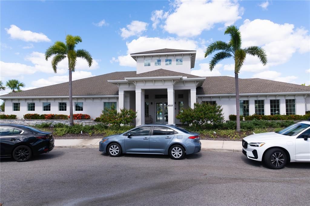 For Sale: $312,000 (3 beds, 2 baths, 1663 Square Feet)