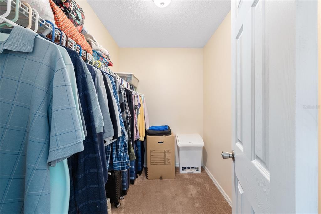 На продажу: $199,900 (2 спален, 2 ванн, 1248 Квадратных фут)