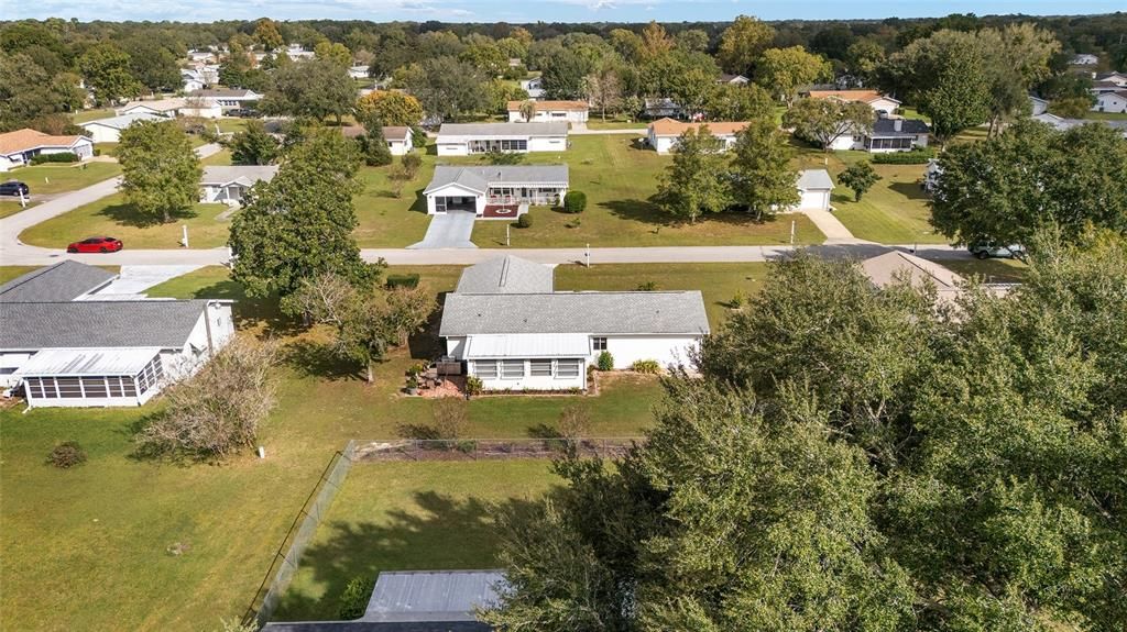 На продажу: $199,900 (2 спален, 2 ванн, 1248 Квадратных фут)