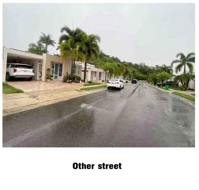 Active With Contract: $269,900 (3 beds, 2 baths, 1176 Square Feet)