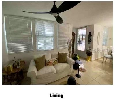 Active With Contract: $269,900 (3 beds, 2 baths, 1176 Square Feet)