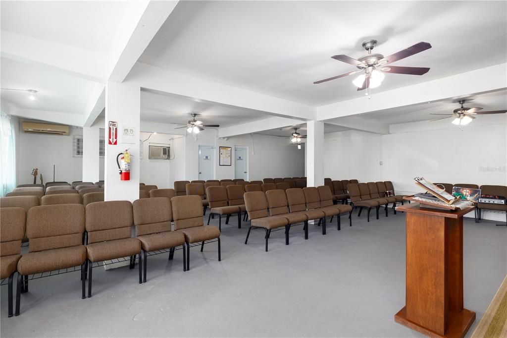 For Sale: $350,000 (2 beds, 0 baths, 2924 Square Feet)