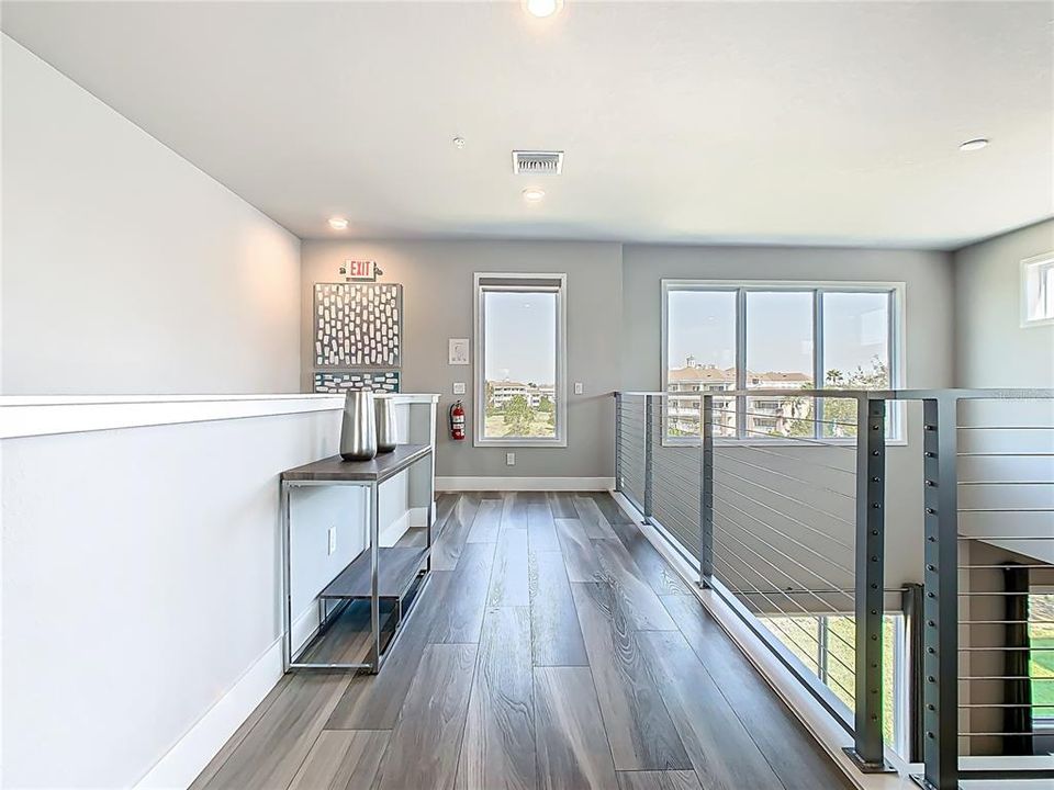 В аренду: $4,300 (5 спален, 4 ванн, 2630 Квадратных фут)