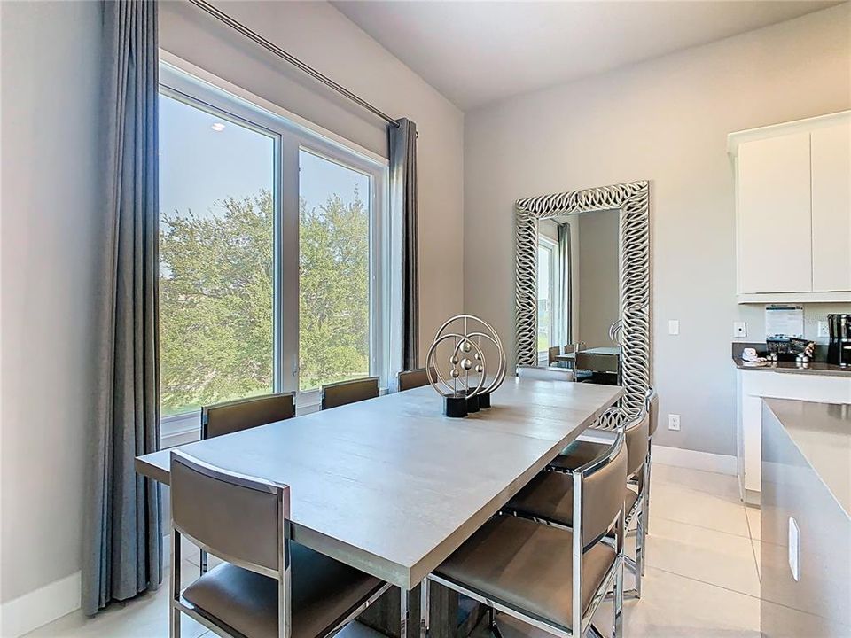 В аренду: $4,300 (5 спален, 4 ванн, 2630 Квадратных фут)