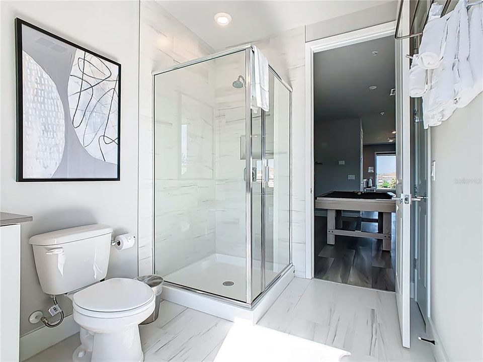 В аренду: $4,300 (5 спален, 4 ванн, 2630 Квадратных фут)