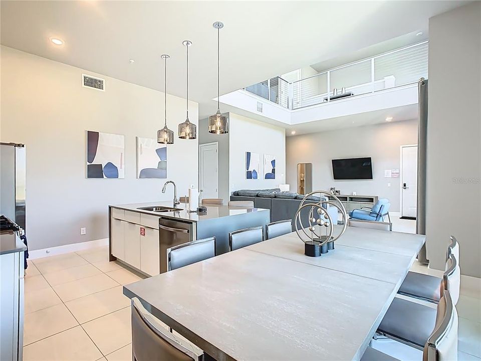 В аренду: $4,300 (5 спален, 4 ванн, 2630 Квадратных фут)