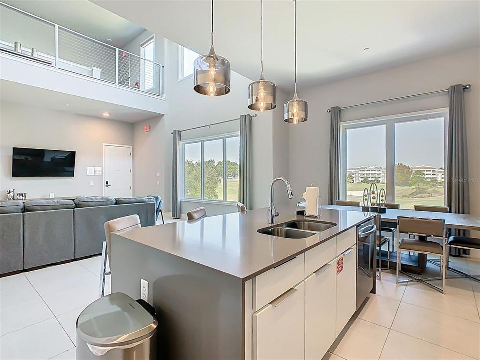 В аренду: $4,300 (5 спален, 4 ванн, 2630 Квадратных фут)