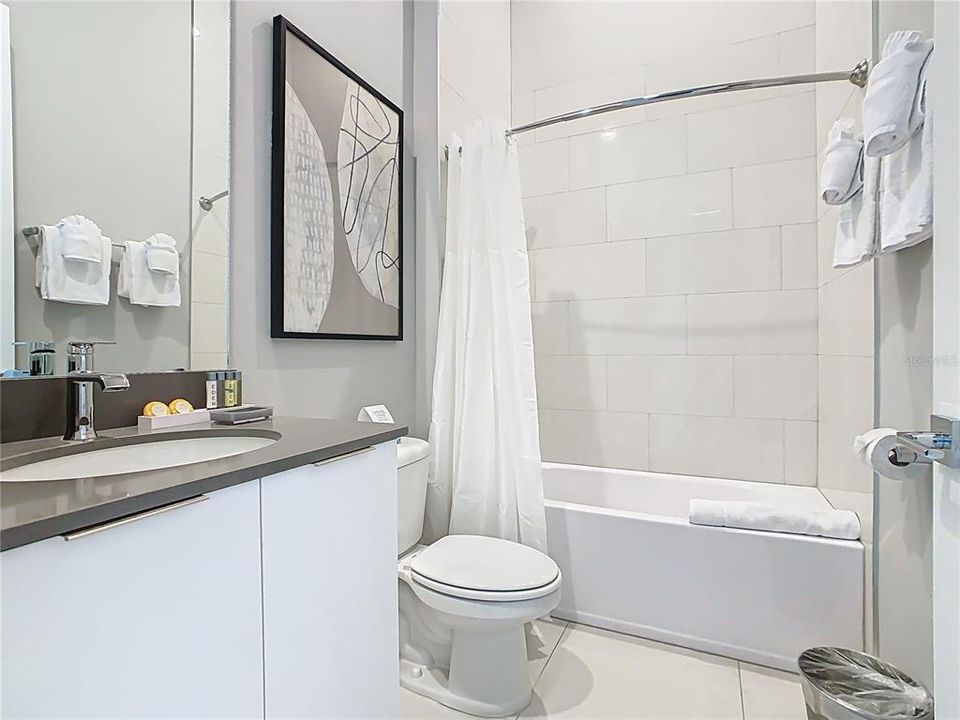 В аренду: $4,300 (5 спален, 4 ванн, 2630 Квадратных фут)