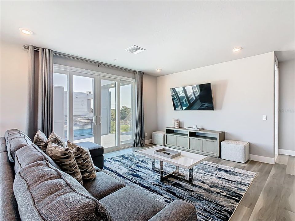 В аренду: $4,300 (5 спален, 4 ванн, 2630 Квадратных фут)