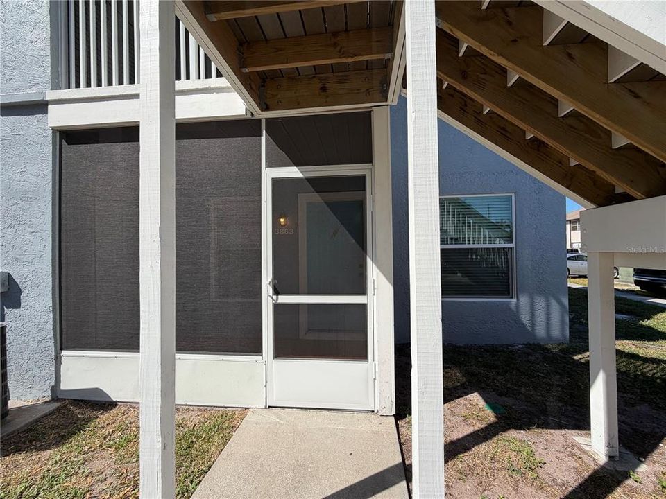 For Sale: $169,000 (2 beds, 2 baths, 912 Square Feet)