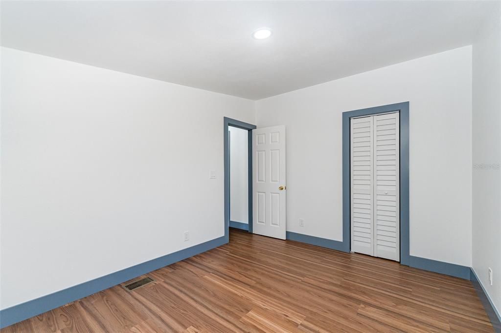 На продажу: $364,900 (5 спален, 3 ванн, 2280 Квадратных фут)