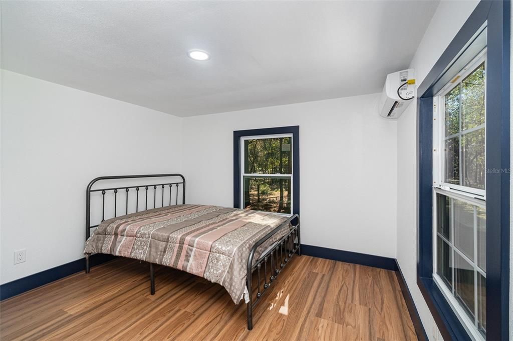 На продажу: $364,900 (5 спален, 3 ванн, 2280 Квадратных фут)