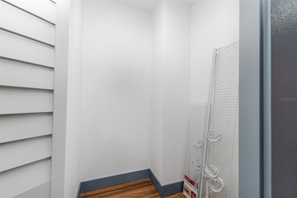 На продажу: $364,900 (5 спален, 3 ванн, 2280 Квадратных фут)