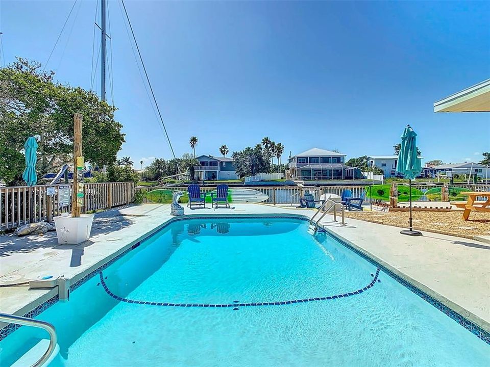 待售: $475,000 (3 贝兹, 2 浴室, 1086 平方英尺)