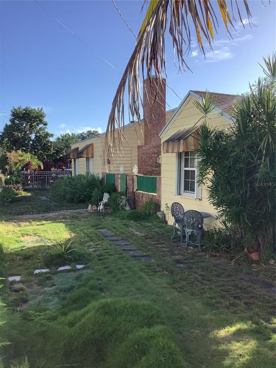 For Sale: $649,999 (4 beds, 2 baths, 1541 Square Feet)