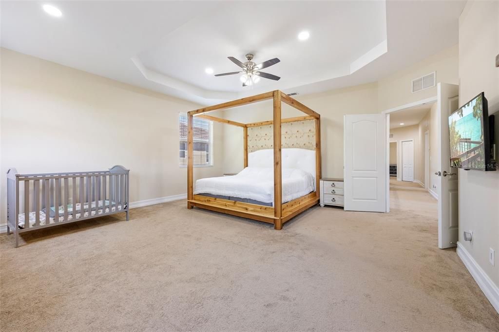 Active With Contract: $525,000 (5 beds, 4 baths, 3173 Square Feet)