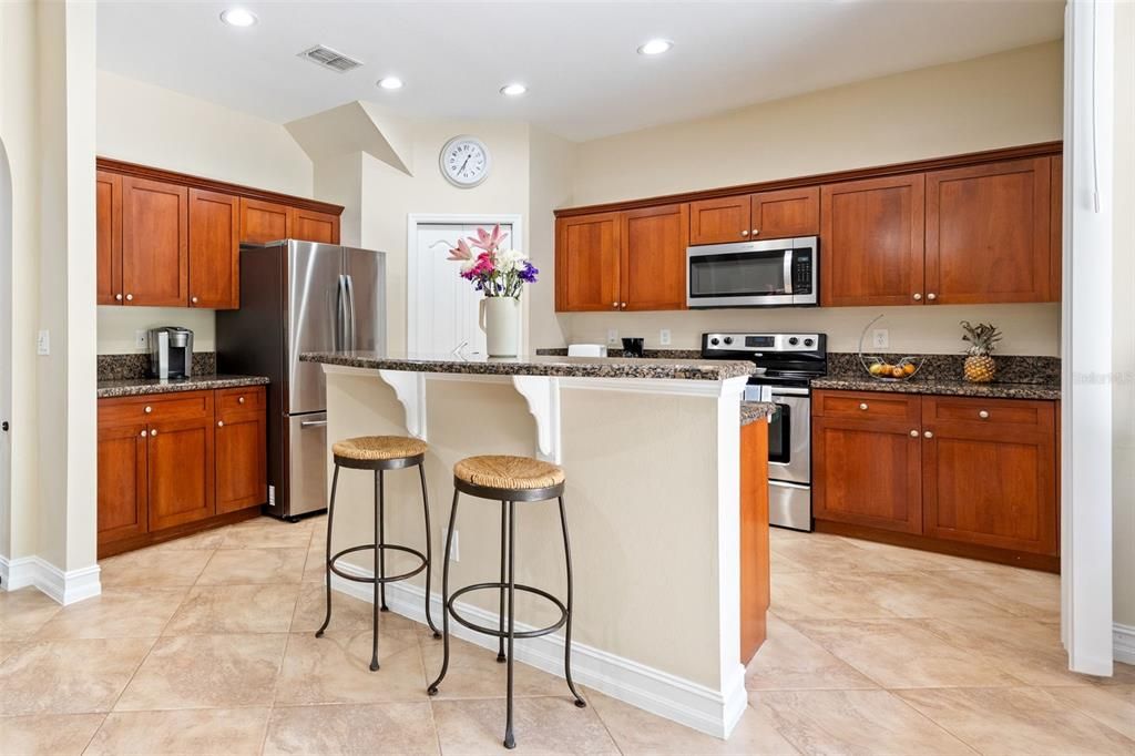 Active With Contract: $525,000 (5 beds, 4 baths, 3173 Square Feet)