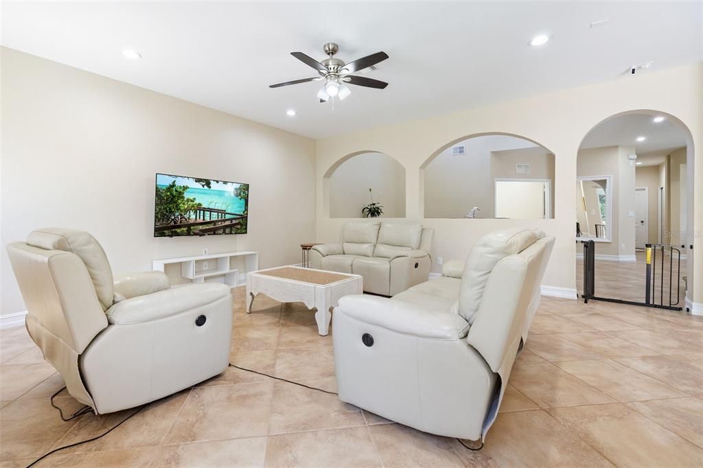 Active With Contract: $525,000 (5 beds, 4 baths, 3173 Square Feet)