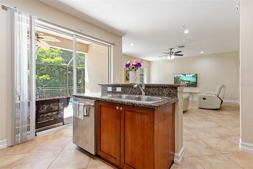 Active With Contract: $525,000 (5 beds, 4 baths, 3173 Square Feet)