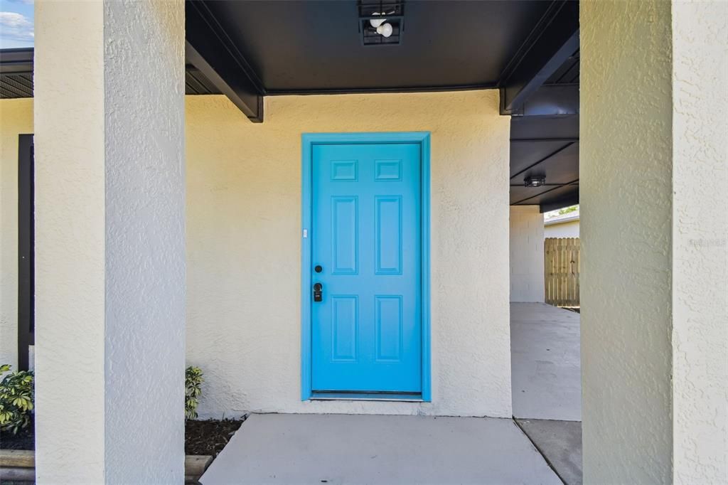 Active With Contract: $320,000 (3 beds, 2 baths, 1220 Square Feet)