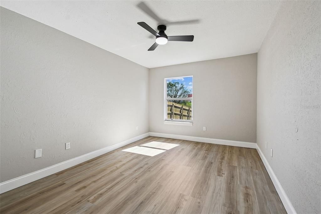 Active With Contract: $320,000 (3 beds, 2 baths, 1220 Square Feet)