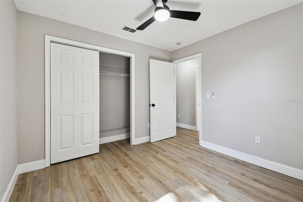 Active With Contract: $320,000 (3 beds, 2 baths, 1220 Square Feet)