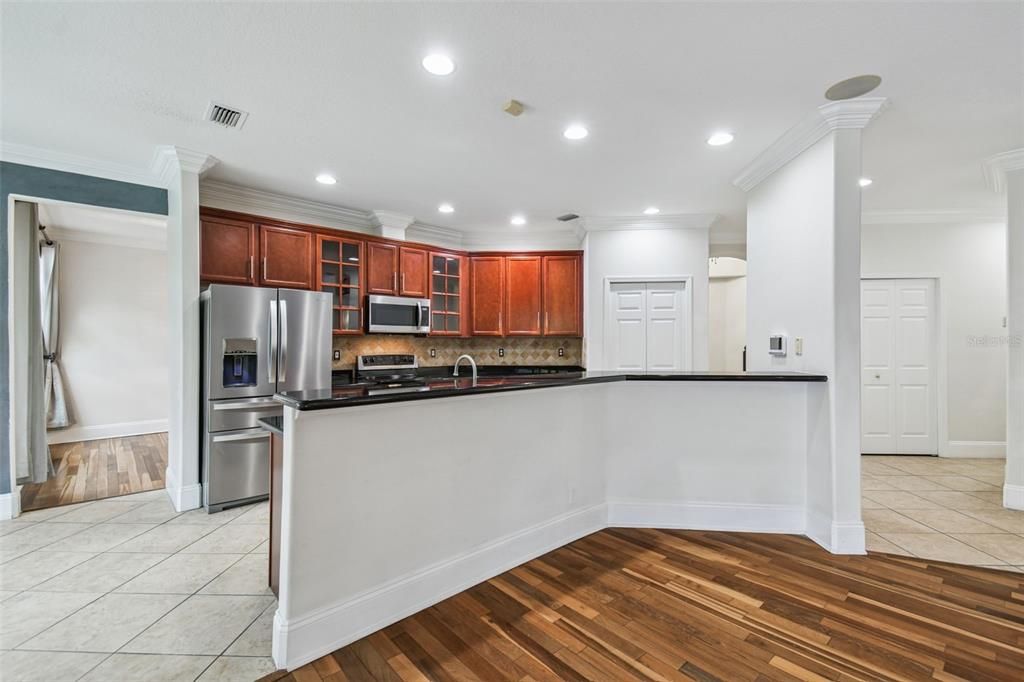 待售: $845,000 (4 贝兹, 3 浴室, 3513 平方英尺)