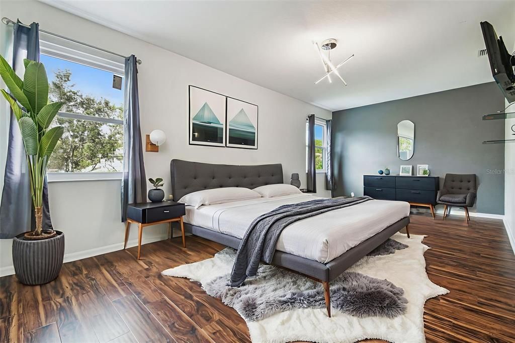 待售: $845,000 (4 贝兹, 3 浴室, 3513 平方英尺)