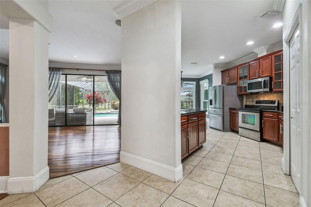 待售: $845,000 (4 贝兹, 3 浴室, 3513 平方英尺)