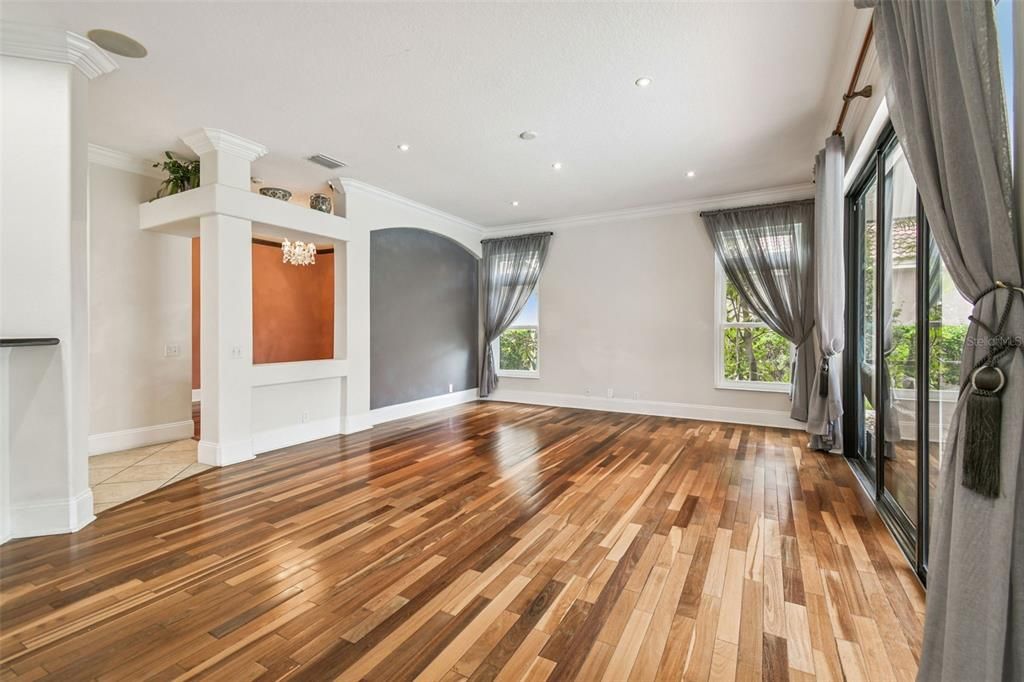 待售: $845,000 (4 贝兹, 3 浴室, 3513 平方英尺)