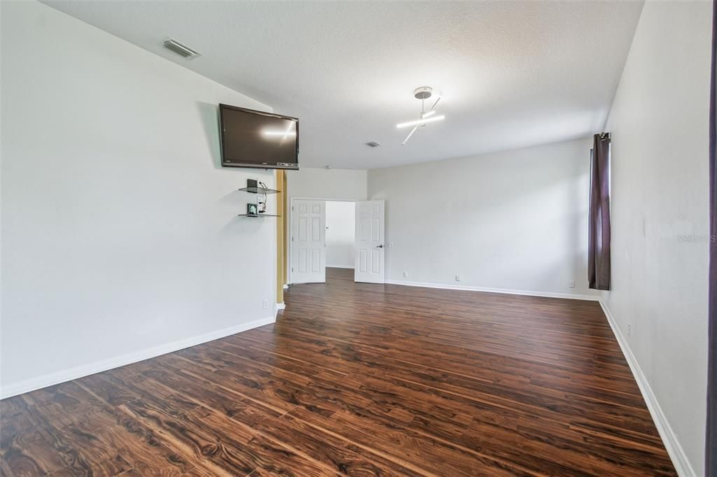 待售: $845,000 (4 贝兹, 3 浴室, 3513 平方英尺)