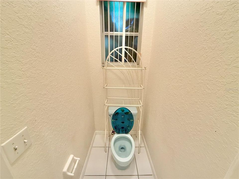 For Sale: $529,900 (4 beds, 3 baths, 2594 Square Feet)