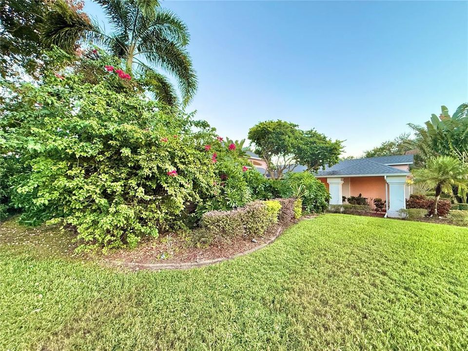 For Sale: $529,900 (4 beds, 3 baths, 2594 Square Feet)