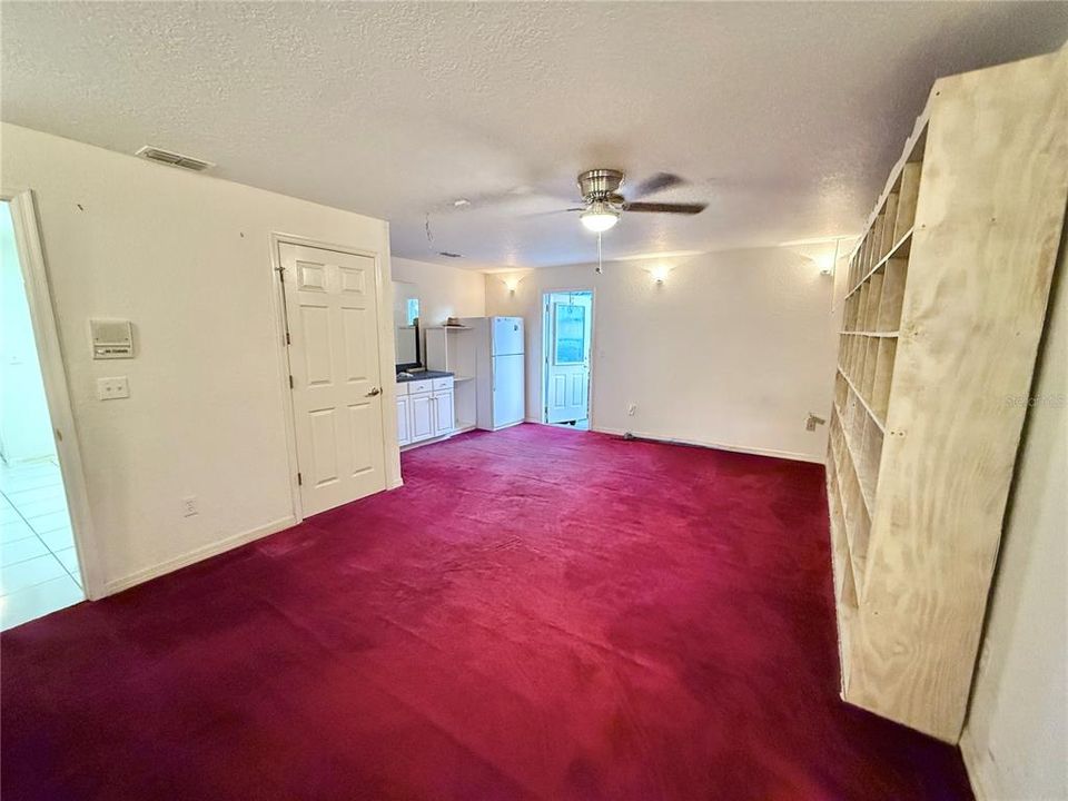 For Sale: $529,900 (4 beds, 3 baths, 2594 Square Feet)