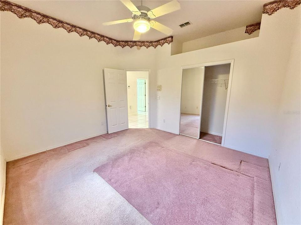 For Sale: $529,900 (4 beds, 3 baths, 2594 Square Feet)