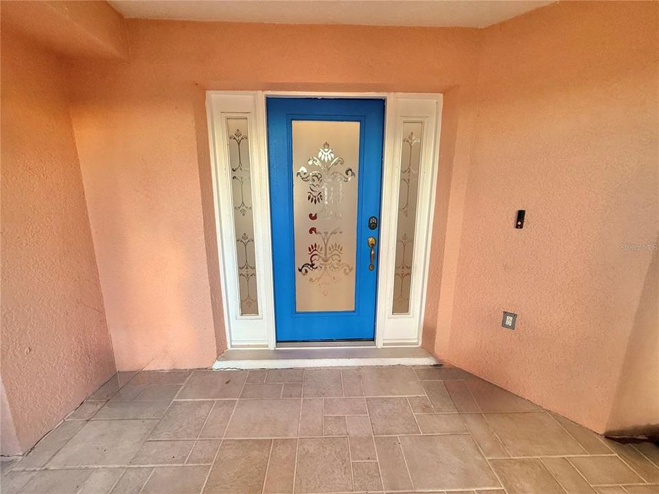 For Sale: $529,900 (4 beds, 3 baths, 2594 Square Feet)