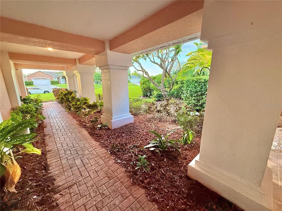 For Sale: $529,900 (4 beds, 3 baths, 2594 Square Feet)