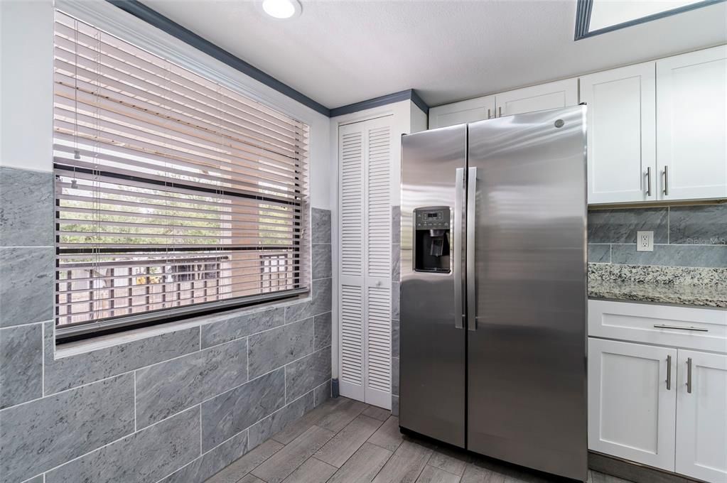 待售: $214,900 (2 贝兹, 2 浴室, 935 平方英尺)