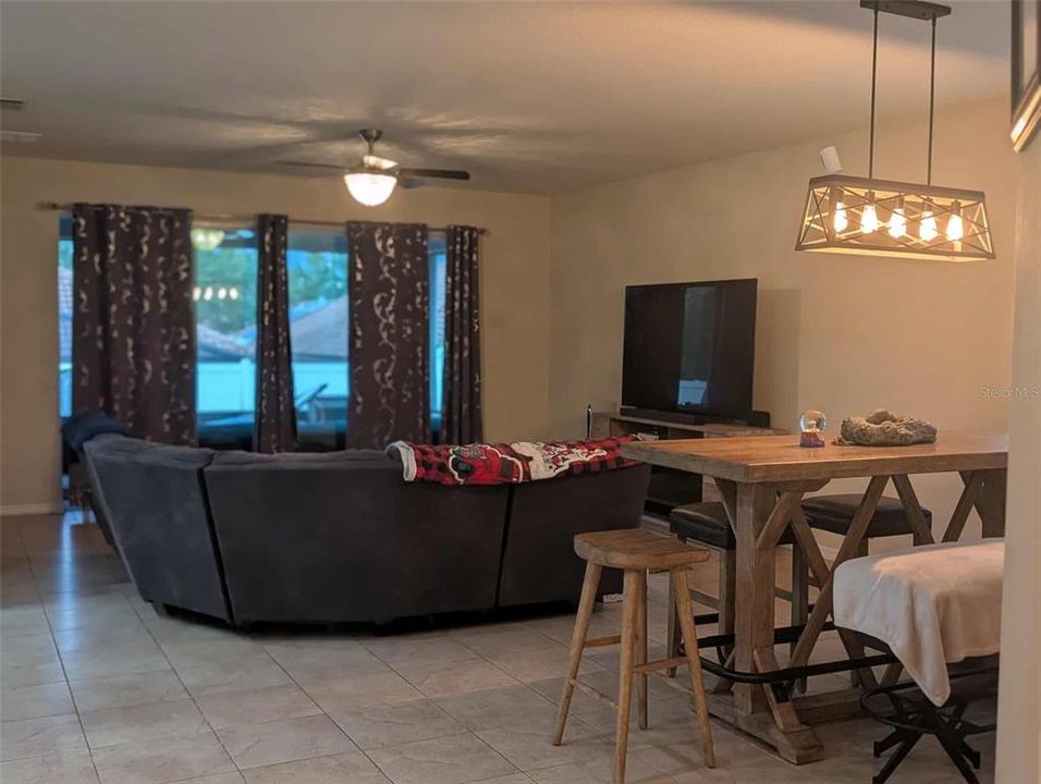 For Sale: $441,000 (4 beds, 3 baths, 2170 Square Feet)