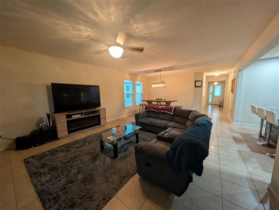 For Sale: $441,000 (4 beds, 3 baths, 2170 Square Feet)