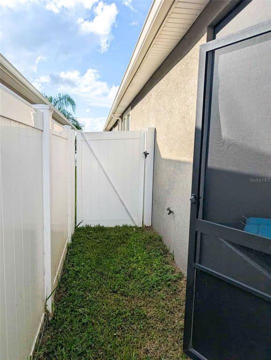 For Sale: $441,000 (4 beds, 3 baths, 2170 Square Feet)