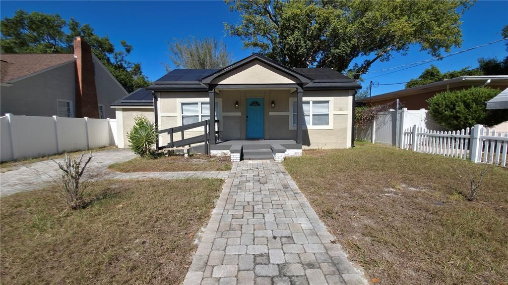 For Sale: $379,777 (3 beds, 2 baths, 1320 Square Feet)