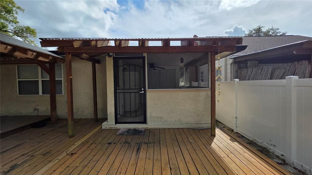 For Sale: $379,777 (3 beds, 2 baths, 1320 Square Feet)