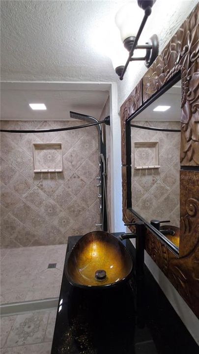 For Sale: $379,777 (3 beds, 2 baths, 1320 Square Feet)