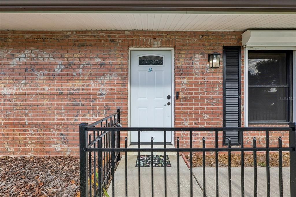 待售: $275,000 (2 贝兹, 2 浴室, 1309 平方英尺)