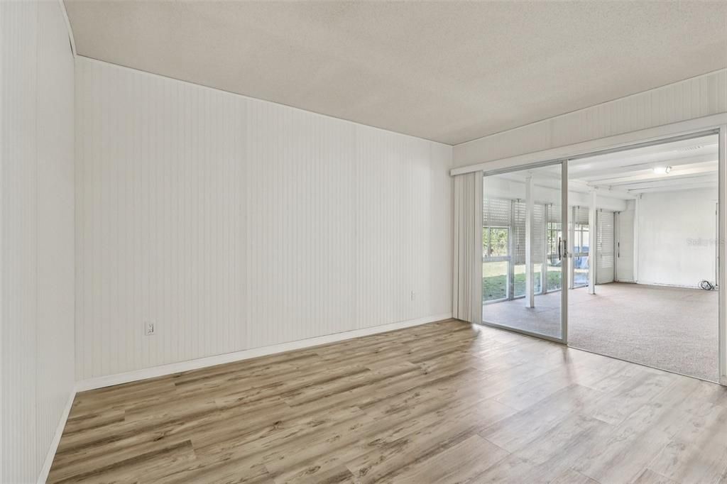 待售: $275,000 (2 贝兹, 2 浴室, 1309 平方英尺)