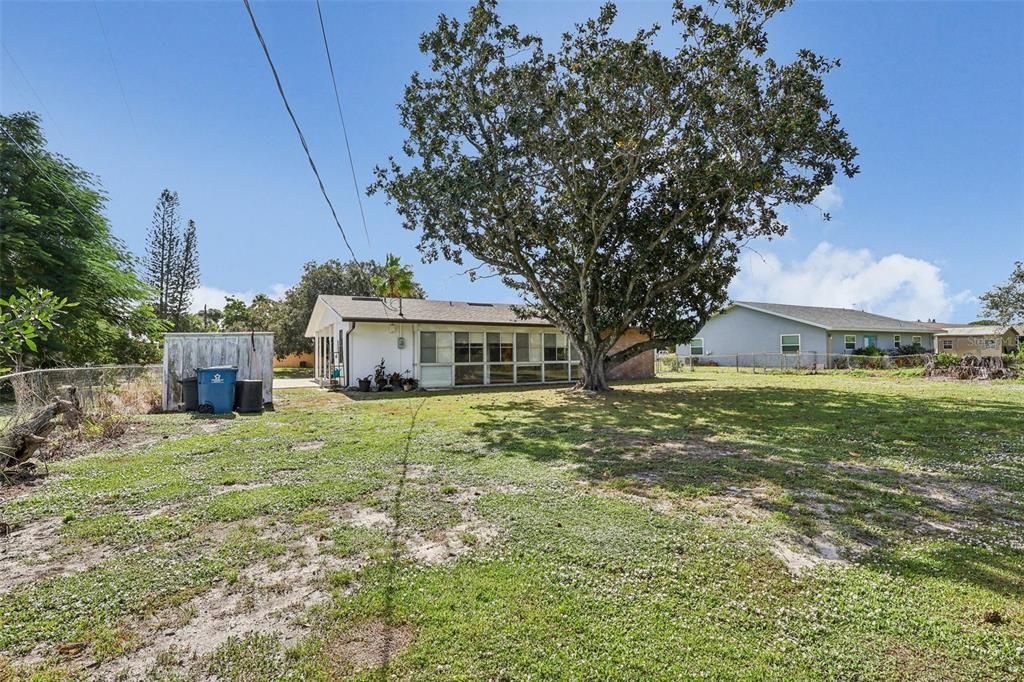 待售: $275,000 (2 贝兹, 2 浴室, 1309 平方英尺)